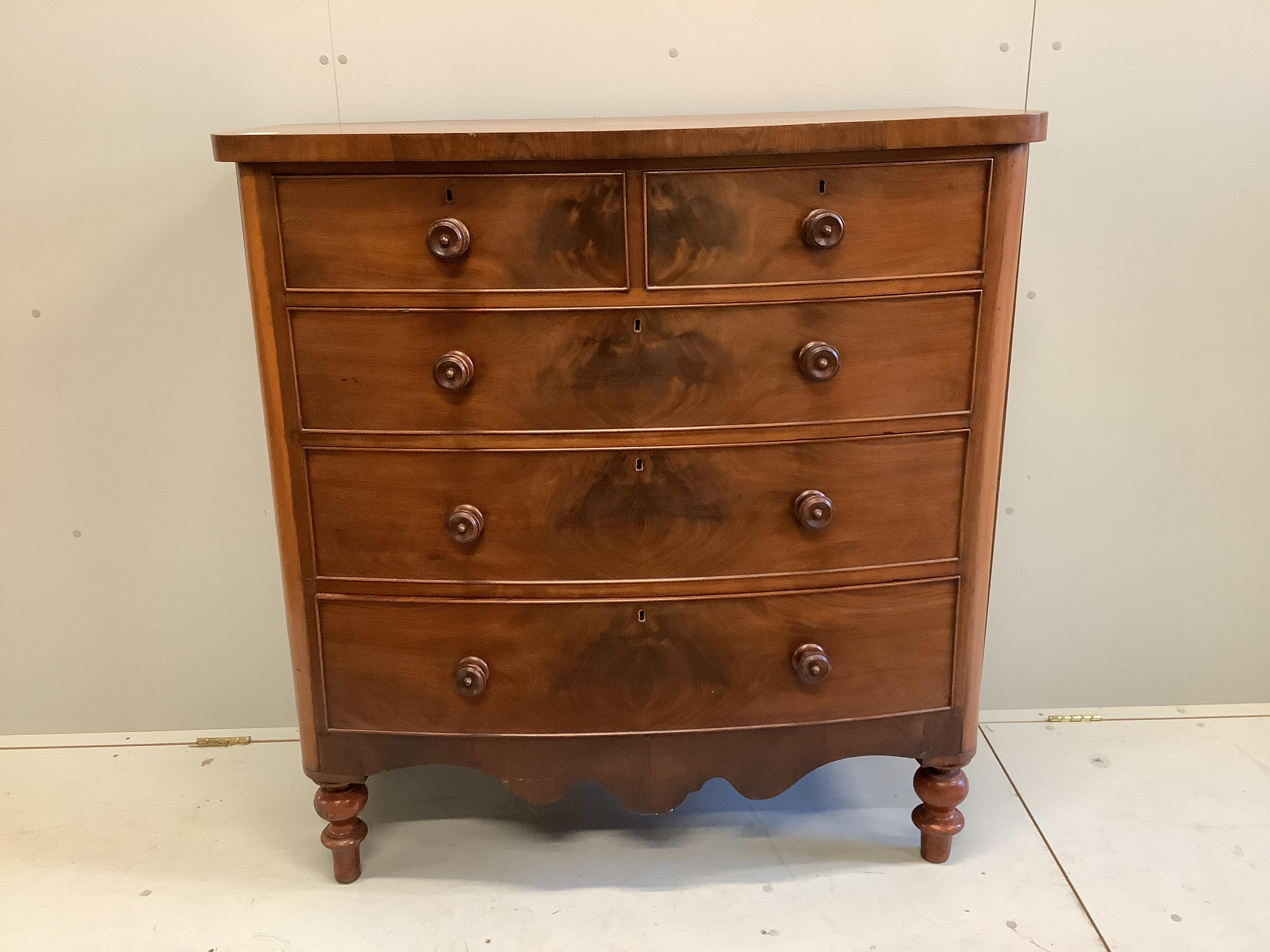 A Victorian mahogany bowfront chest, width 118cm, depth 53cm, height 123cm